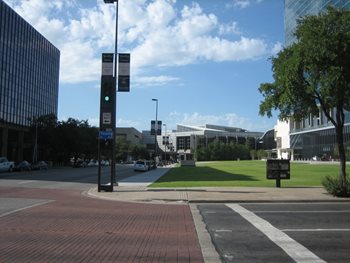 Pedestrian Amenities near Omni Center